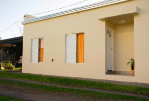 LOS GURISES Villa Elisa